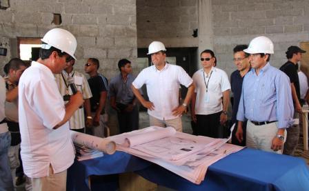 Avanza construcción de Hospital Regional en San Cristóbal